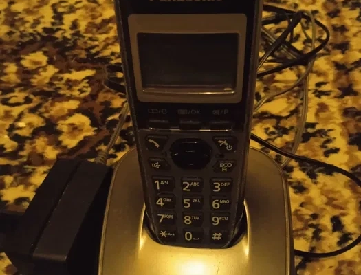 Telefon domowy stacjonarny firmy panaconic - Zdjęcie 1