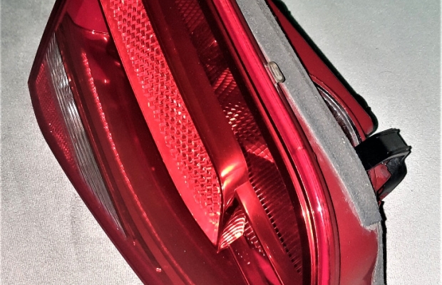 Oryginalna lampa - lewy tył Audi A4 B8 (Sedan) - Zdjęcie 3