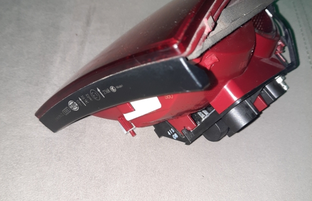 Sprzedam: oryginalna lampa (prawy tył ) Audi A4 B8 (Sedan) - Zdjęcie 6