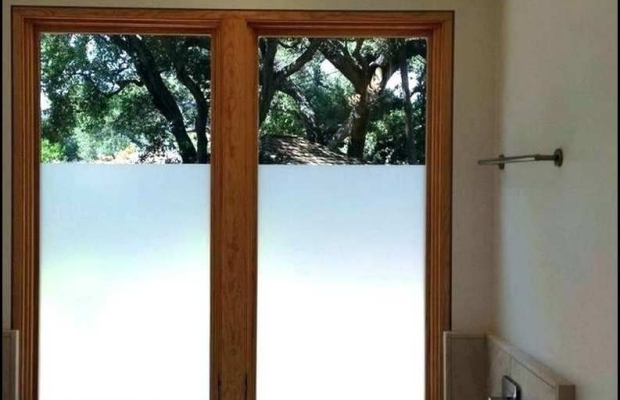 Folie prywatyzujące do łazienki - folie 100% prywatności -nie zaciemniają pomieszczeń - folie na okna w łazience - Zdjęcie 4