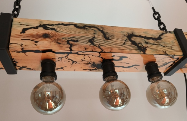 Lampy wiszącej w stylu loft / industrial, stylowa drewno+metalem  , belka drewniana z powłoką z żywicy epoksydowej. - Zdjęcie 3