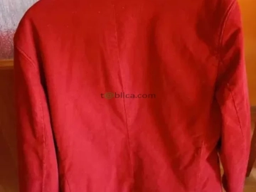 Zdjęcie: Czerwona marynarka Czerwona marynarka